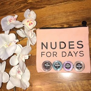 Makeup bag and 4 loose eye shadows